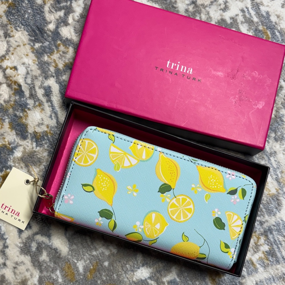 Trina Turk Lemon Print Card Holder in Blue